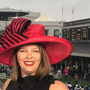 Meet your Posher, Laura